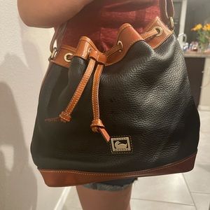 Dooney & Bourke purse